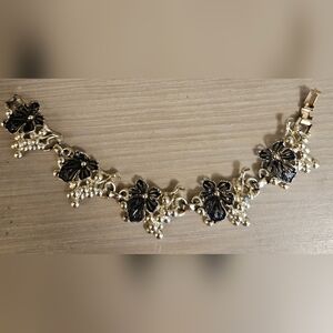 Vintage Sarah Coventry Black Enamel Grapes Bracelet Gold Tone